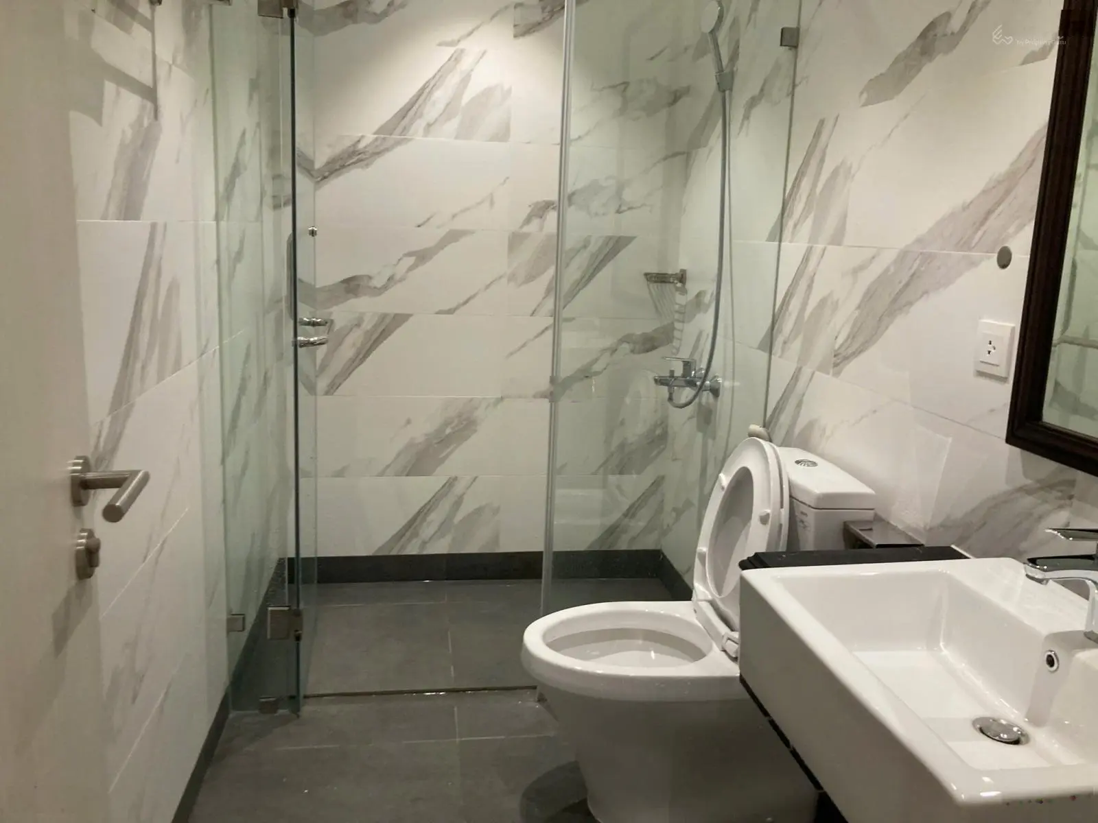 Quỹ hàng CĐT tầng đẹp giá tốt, chỉ cần 700 triệu nhận nhà ở ngay. LH: em Hoàng 0336 260 ***