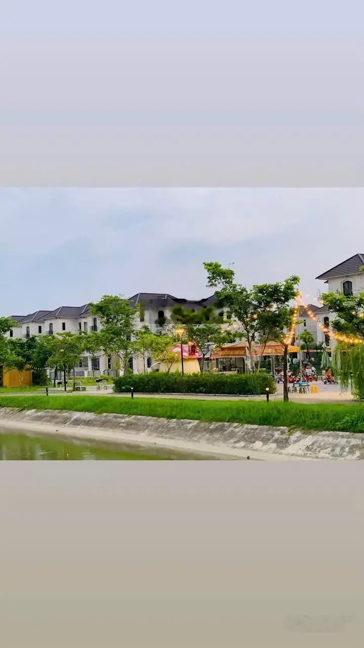 Biệt thự 216m2 view hồ pháp lý hoàn chỉnh giá chỉ nhỉnh 14 tỷ