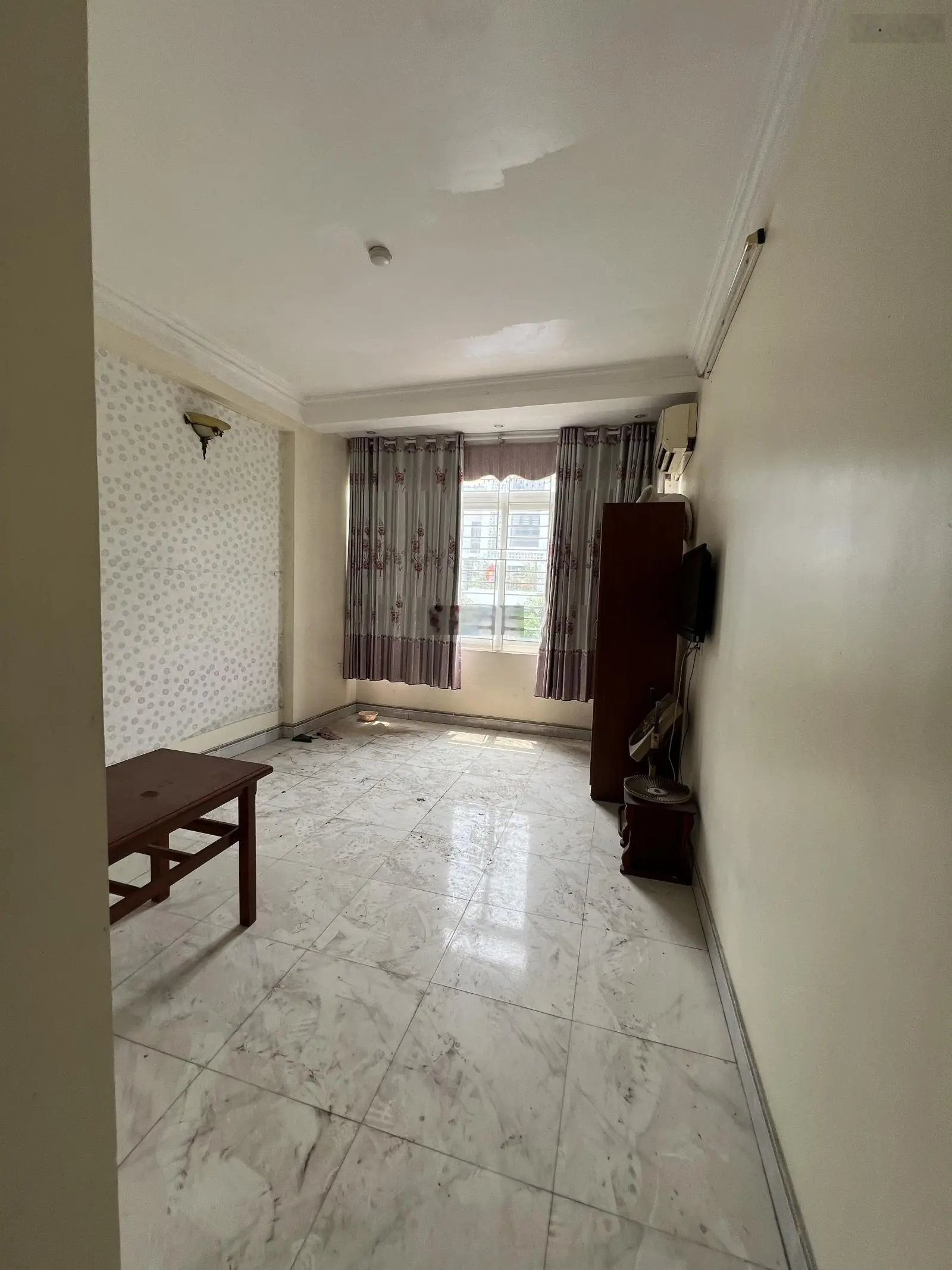 Bán khách sạn 6 tầng thang máy, dòng tiền 8 triệu/ ngày mặt phố quận Lê Chân giá đầu tư 0923451333