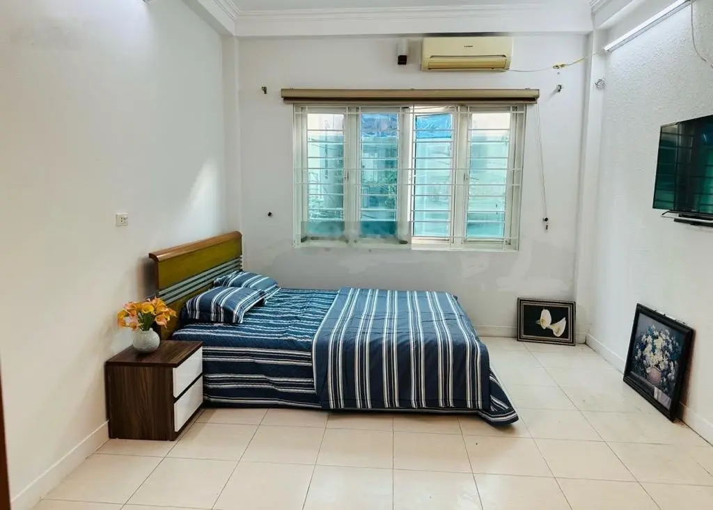 Hiếm Nhà đẹp 3 Tầng ở ngay, Ô TÔ tải thông, lô góc 38m2 nhỉnh 6 tỷ