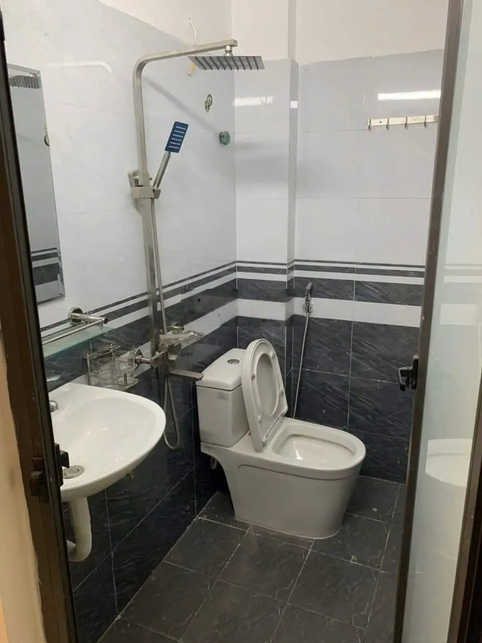 Bán gấp căn nhà còn lại vị trí đẹp nhất khu vực Đồng Mai - Hà Đông. 33m2x5T xây mới. Ô tô đỗ 1 nhà