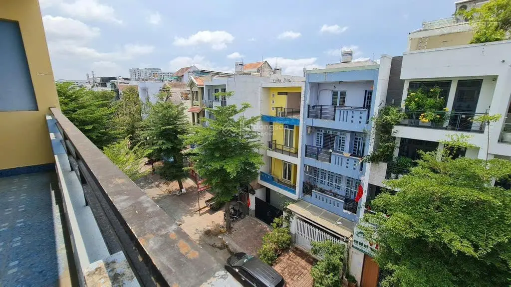 Bán nhà mặt tiền kinh doanh sầm uất, cạnh Vincom Trần Trọng Cung, Quận 7 DT 146m2 chỉ 18 tỷ nhỉnh