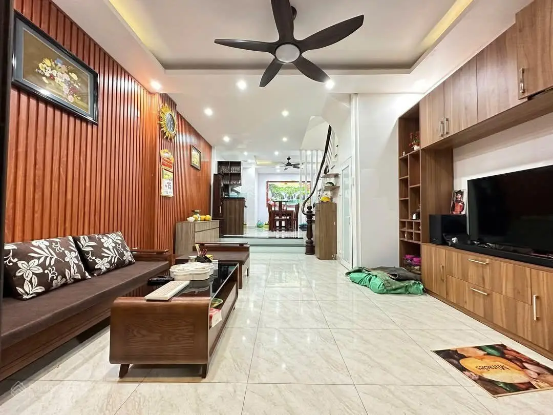 Quá đẹp, khu dịch vụ Cây Quýt, Hà Đông, DT 50m2, 5 tầng giá 11.6 tỷ, ôtô tránh, kinh doanh, an sinh