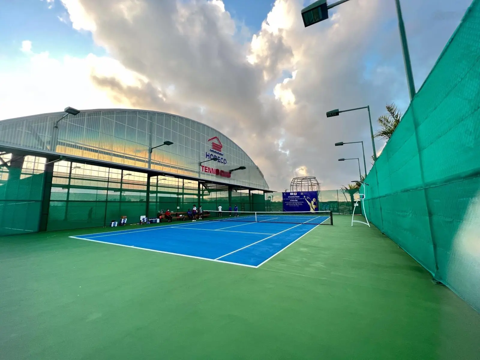 Dự án The Light City, giá tốt nhất từ chủ đầu tư từ 37tr/m2. Chiết khấu lên đến 10%. LH 0383 759 ***