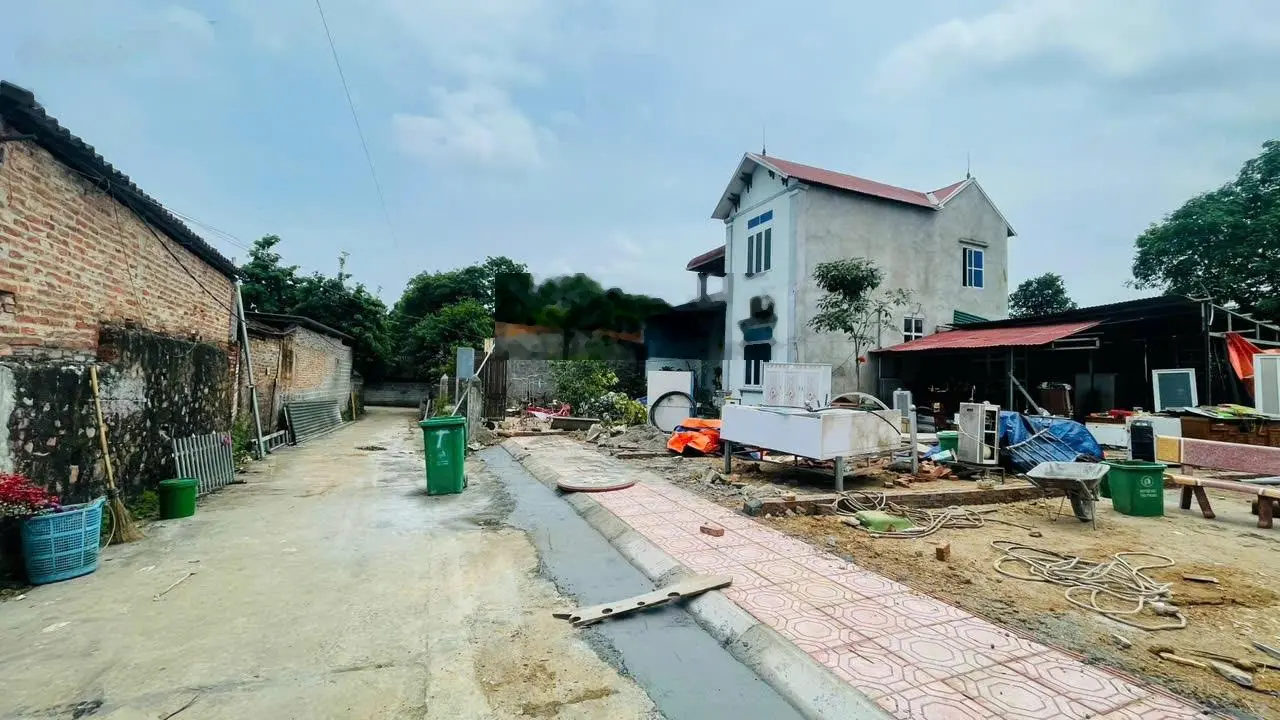 Bán đất tặng nhà 2 tầng DT 234,9 m2 giá 3,5 tỷ tặng kèm bộ thiết kế cải tạo thành biệt thự sân vườn