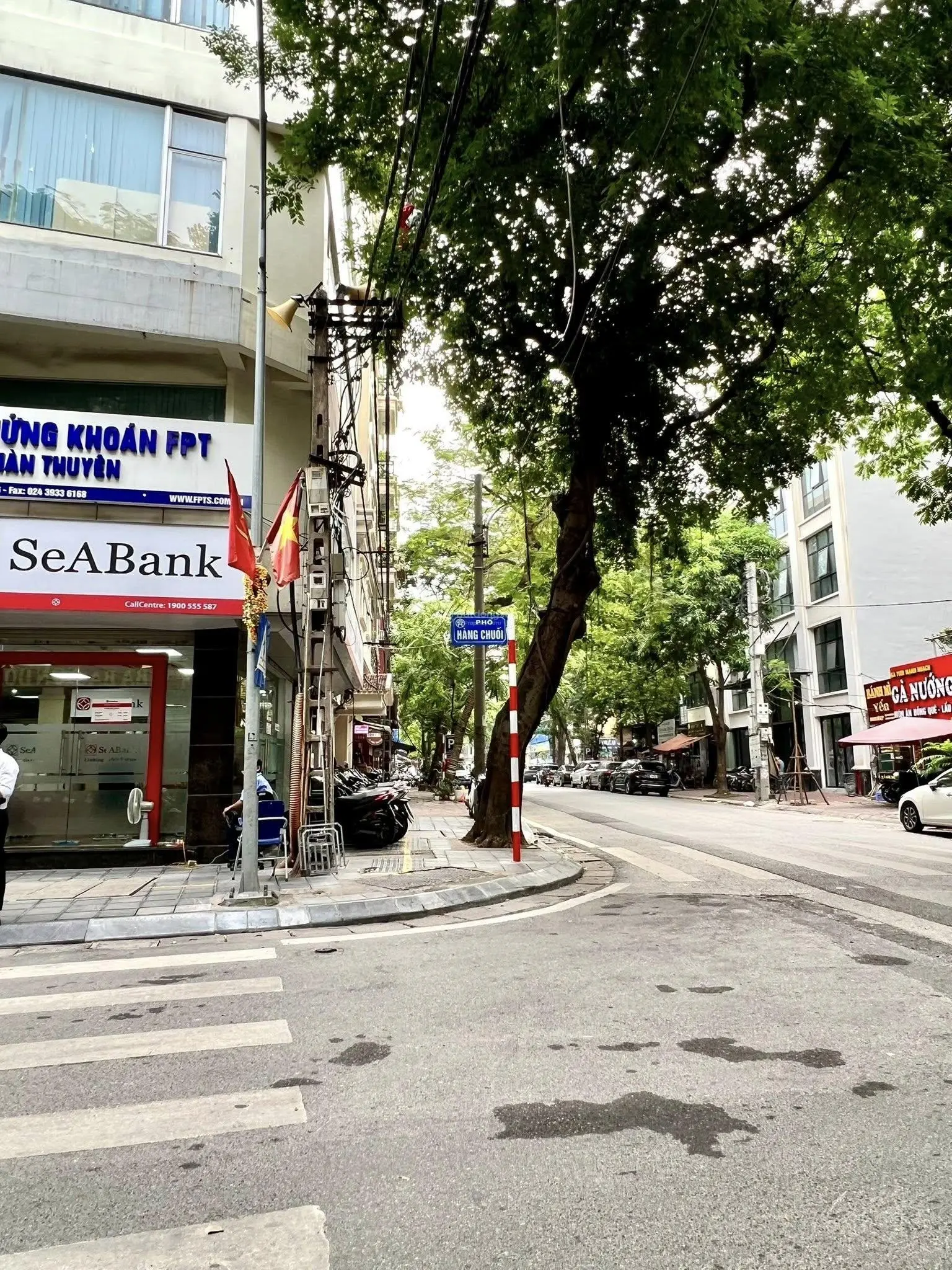 Phố Hàng Chuối, hiếm nhà bán, 5 tầng đẹp lung linh, 15m ra mặt phố, 6 tỷ hơn