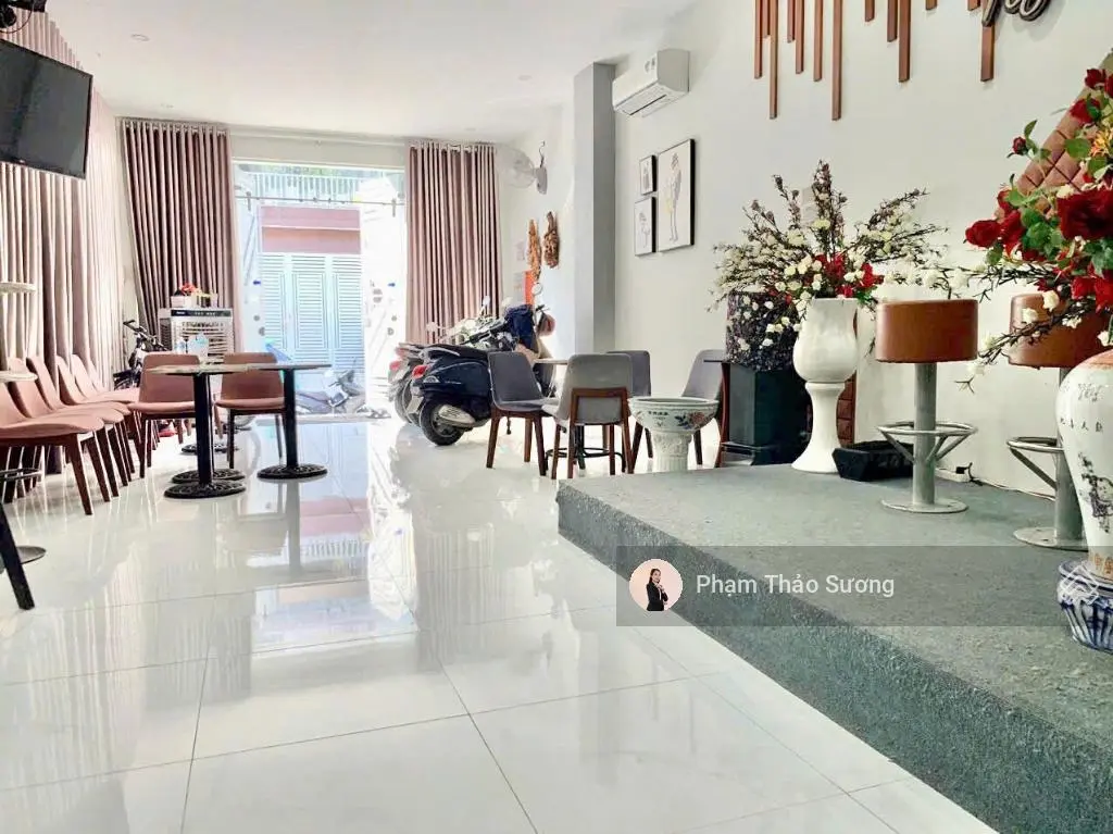 Nhà đẹp giá siêu tốt! Bán nhà 1 trệt 2 lầu + ST 90m2 KDC Nam Long - liền kề Global City chỉ 9,5 tỷ