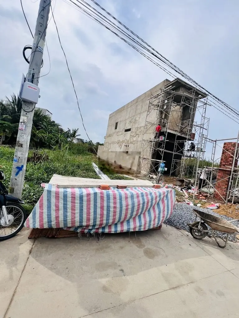 Bán đất thổ cư 4x16,4. Thị trấn Cần Giuộc. Sau lưng nhà hàng Út Chiến