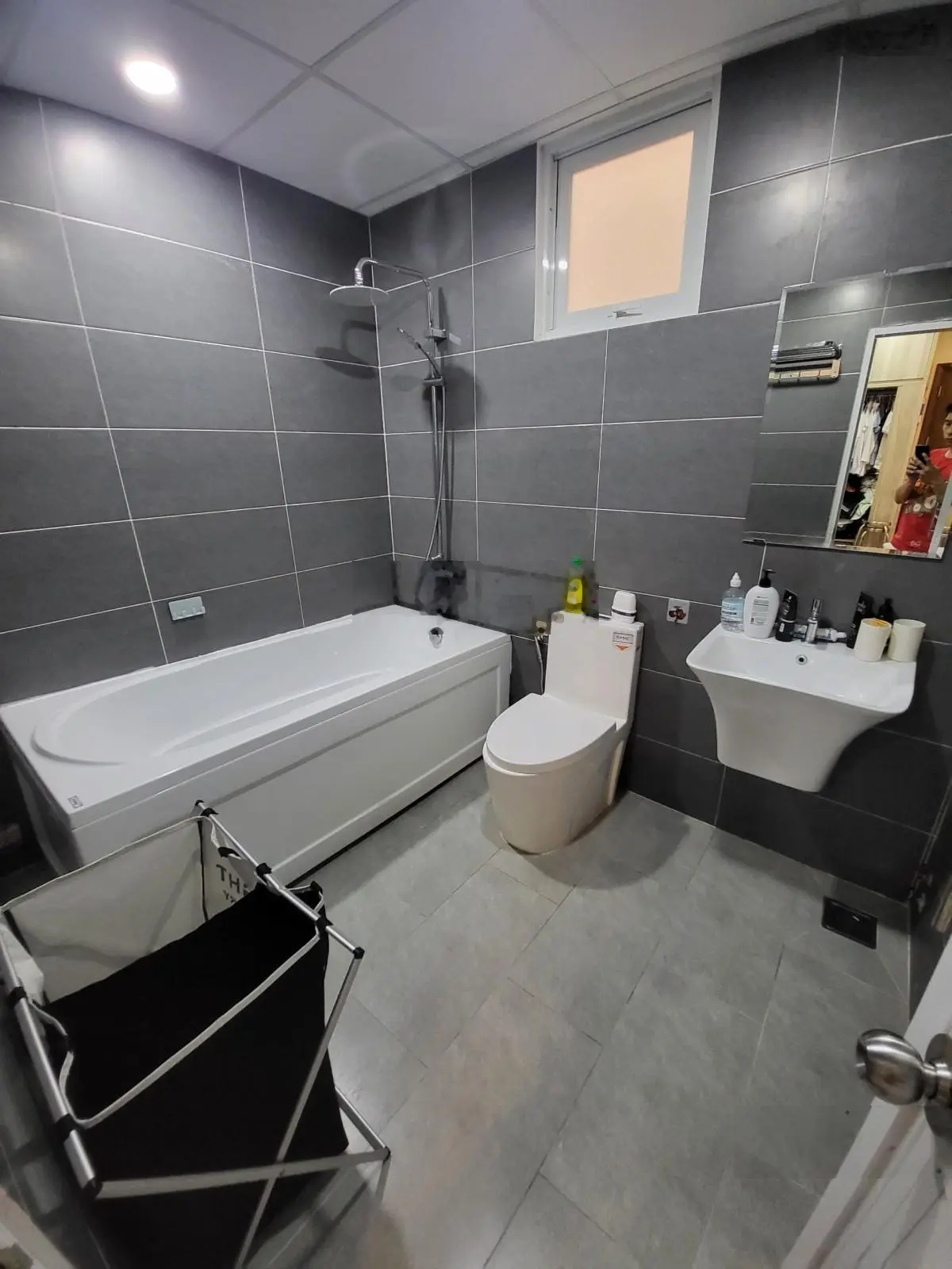 Bán nhà riêng phường 8 Quận 8, Dt 100m2 H3G thông, đang có dòng tiền 40tr/th, giá 6.89 tỷ TL