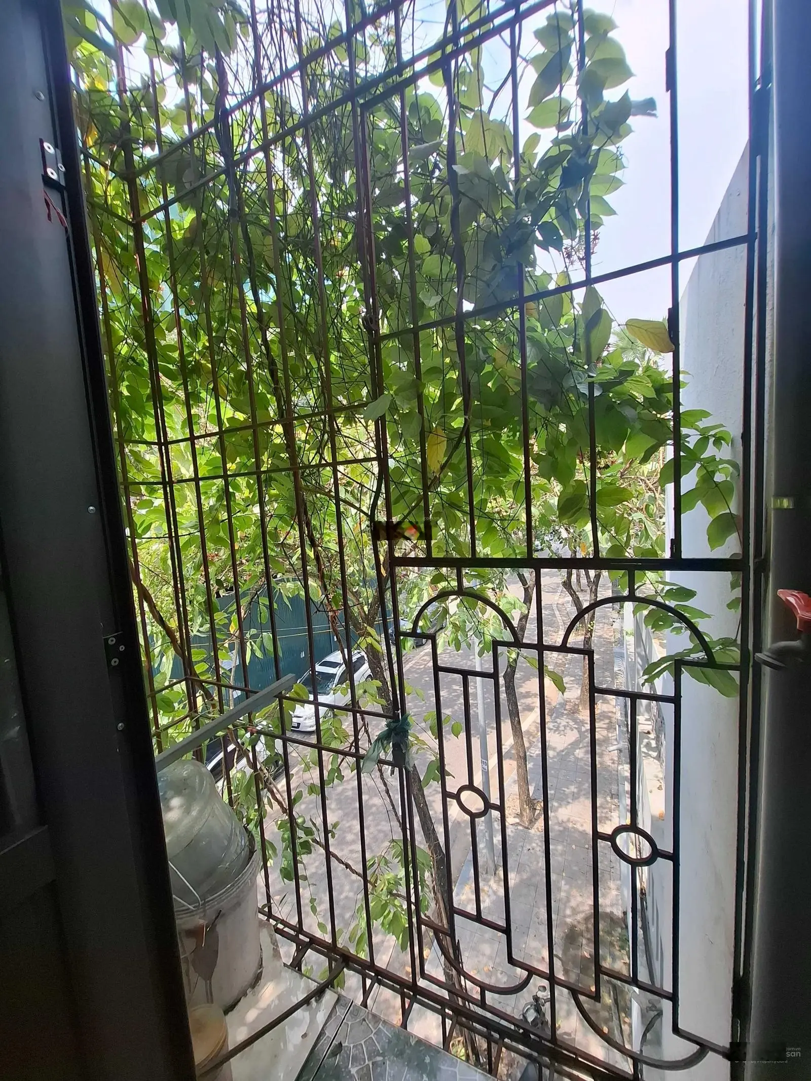 Cực hiếm, nhỉnh 12 tỷ có ngay nhà MP Thợ Nhuộm, Hoàn Kiếm, vỉa hè kinh doanh đỉnh, 22m2 3 tầng.