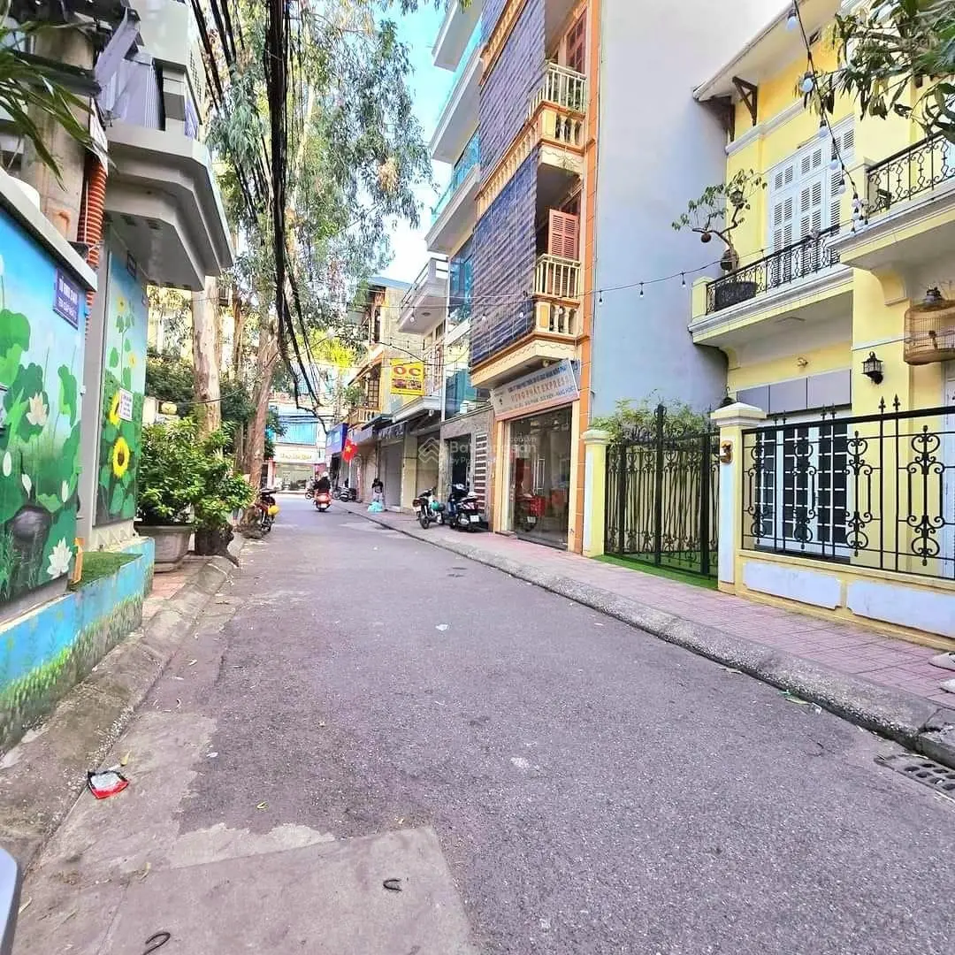 Giá Ngon! Hơn 20 Tỷ , Xuân La, Lạc Long Quân,Tây Hồ - 102M - Lô Góc - Phân Lô - Ô Tô - Dân Xây