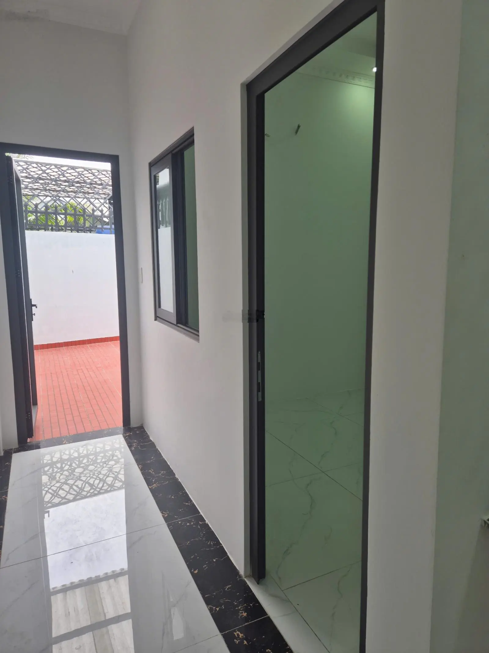 Bán nhà riêng tại Xã Bình Chánh, 90m2, 3PN, 3WC, chính chủ, hot