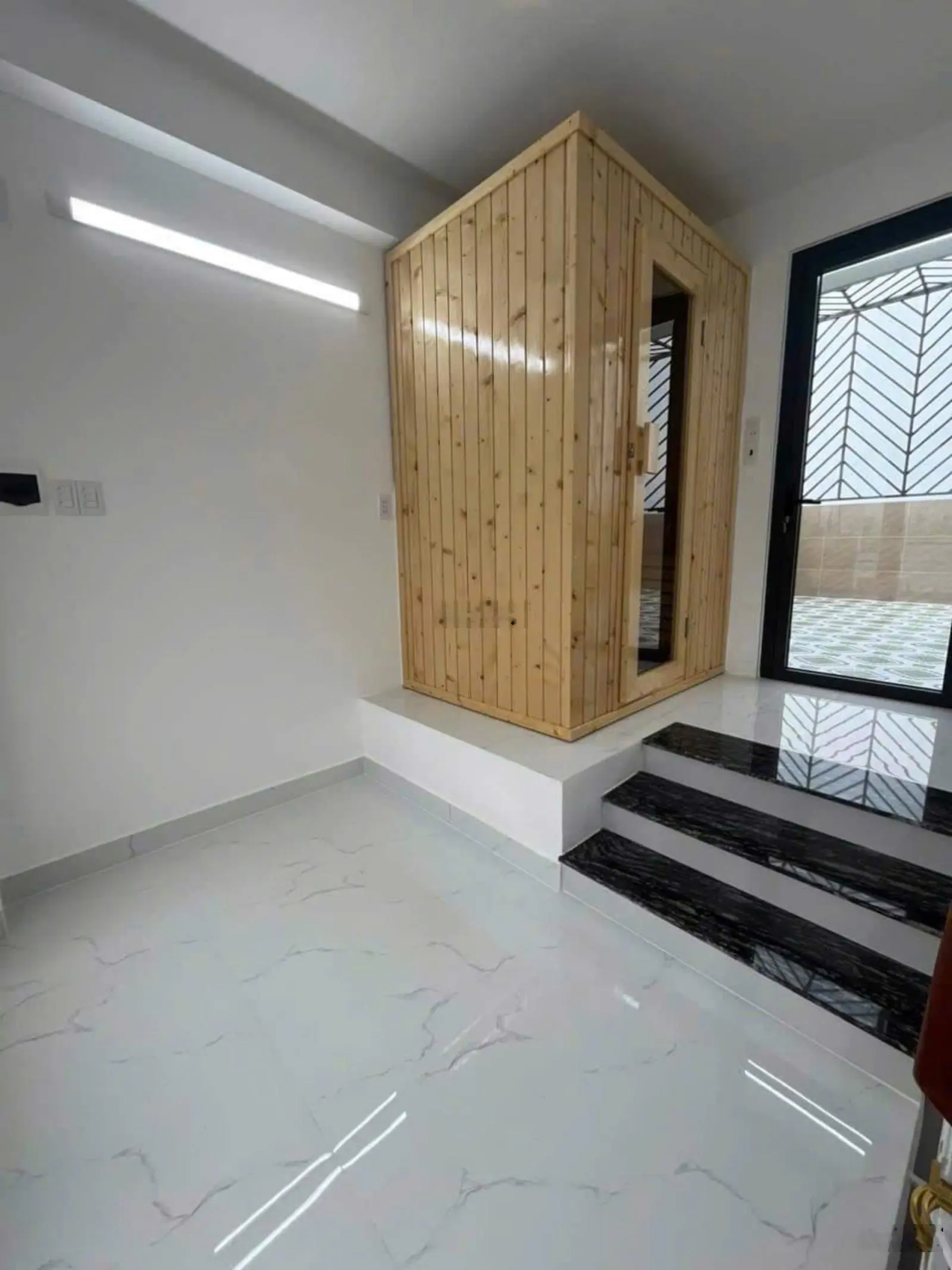 Nhà mới thiết kế sang đường Lê Văn Quới 8tỷ450, hẻm 8m gần Ngã Tư 4 Xã, đúc 5 lầu, nội thất đầy đủ