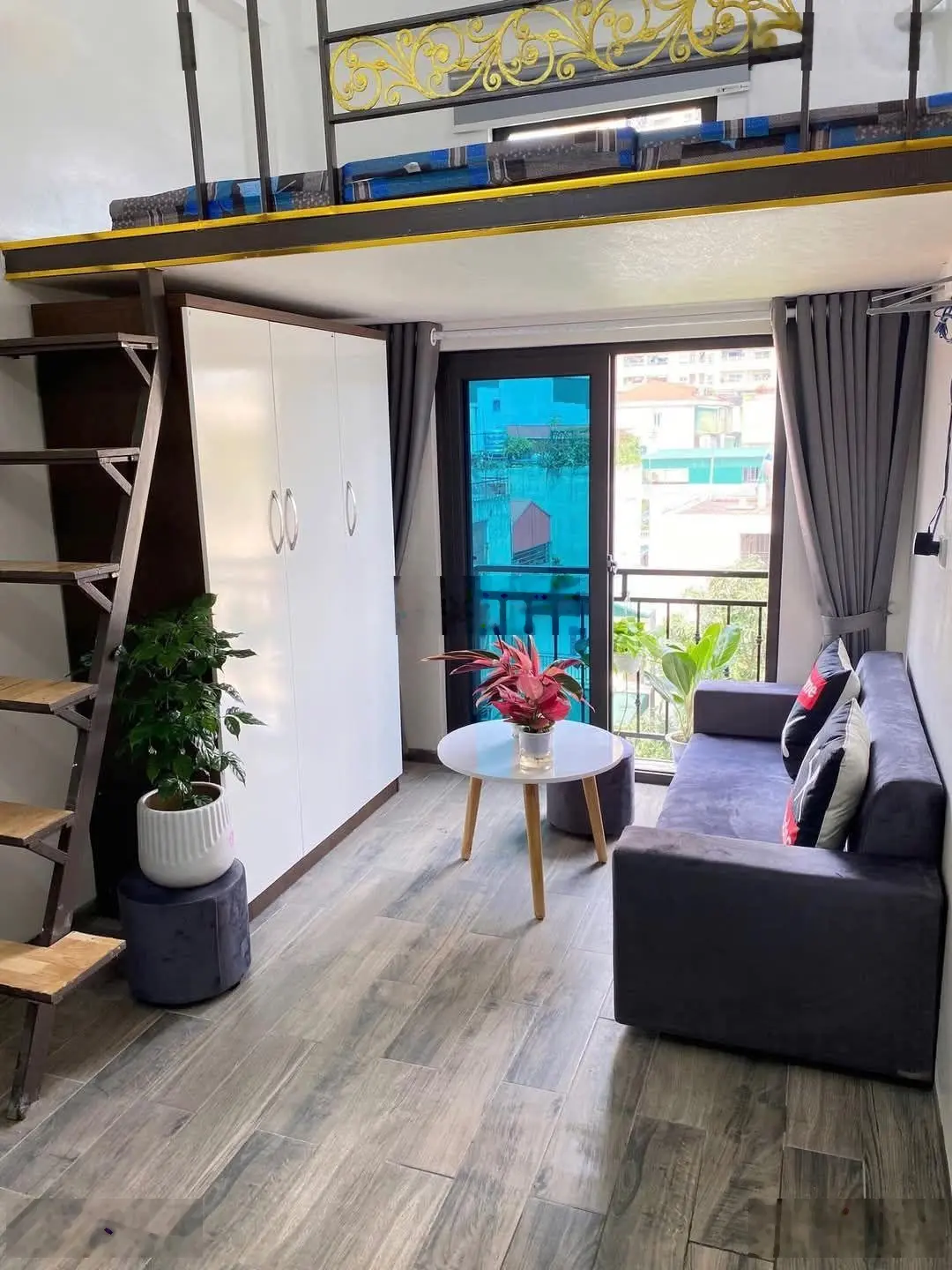 Ra lộc ngay khi sang tên. CCMN Trương Định 100m2 * 7 tầng * 36 PN. Doanh thu đạt gần 1.8 tỷ / năm