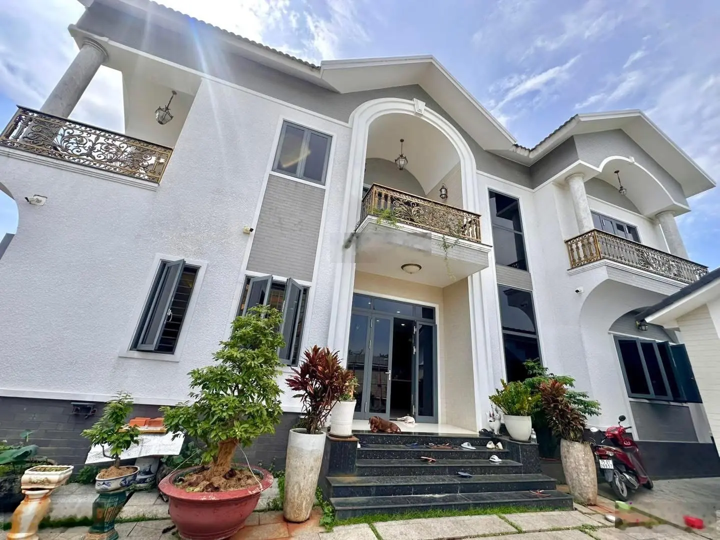 37 Tr/m2 - siêu phẩm biệt thự sân vườn - sát trung tâm thủ đức - 15x25m 375m2 - HXH 8m chỉ 14 tỷ