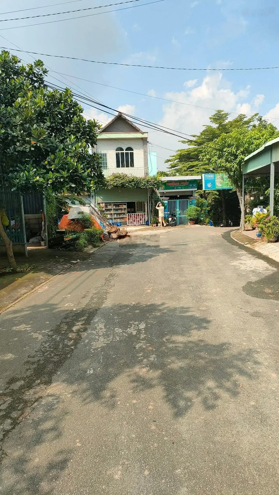 Bán nhà riêng đường Cầm Bá Thước Giá 2tỷ5, Phú Nhuận DT 80m2, 4 PN, 3 PT - SHR