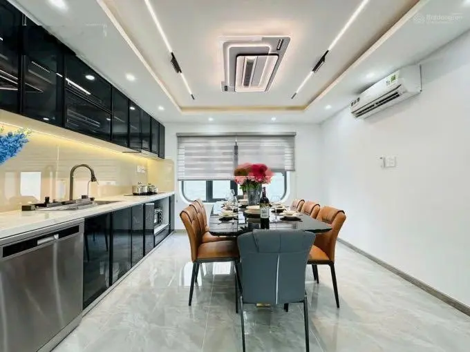 Cô Huệ kẹt vốn bán nhà Võ Trường Toản P15 Q5. 73,5m2 giá 4tỷ190 gần Chợ Lớn. Đang cho thuê 30tr