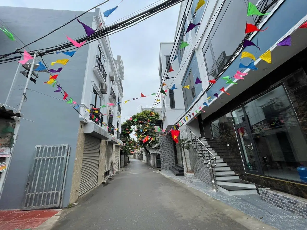 Bán Nhà Biệt Thự Đẹp 61m2, 4,5 tBán Nhà Biệt Thự Đẹp 61m2, 4,5 tỷ tại Xã Hưng Đạo, Quốc Oai, Hà Nội