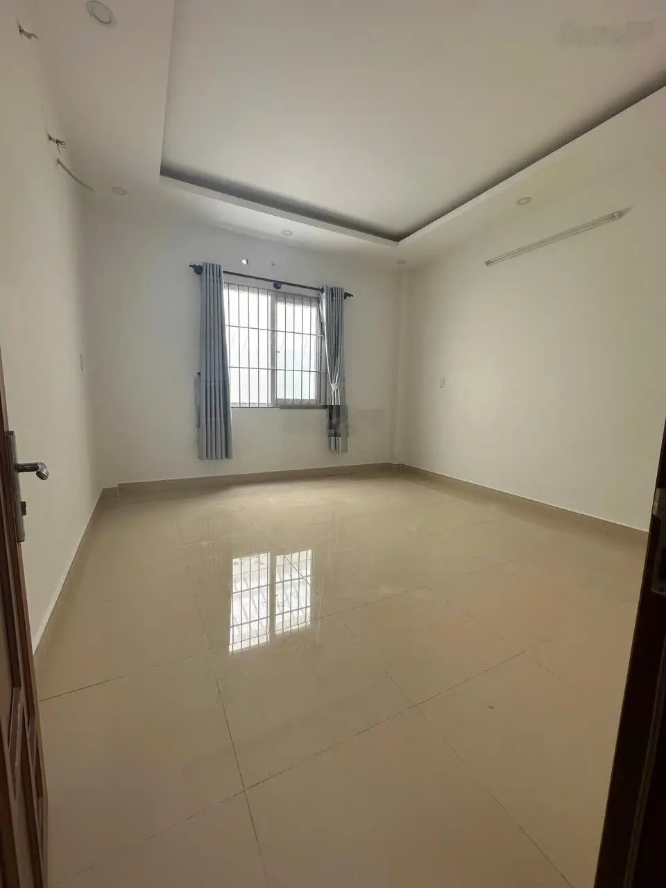 CC bán nhà 1trệt, 2lầu, hẻm đường 8 gần Lò Lu, PTrường Thạnh, Q9, giáp KĐT Đông Tăng Long