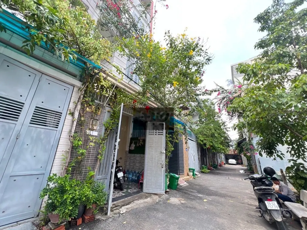 BÁN NHÀ 5 TẦNG HẺM XE HƠI, HÀNG XÓM VẠN PHÚC CITY, 60M, NHỈNH 6 TỶ.