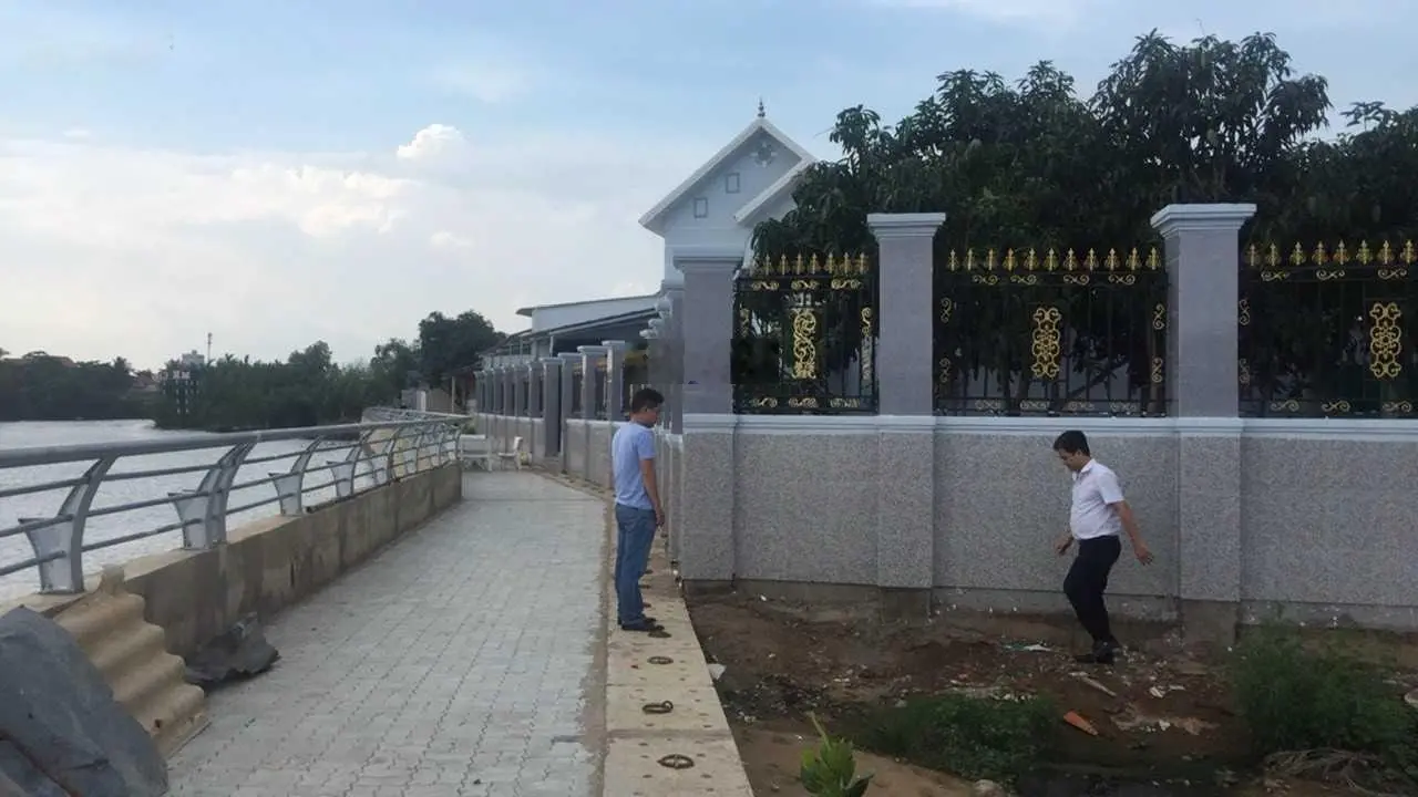 Bán nhanh 1400m2 đất CLN, đường xe tải, view sông đã làm bờ kè