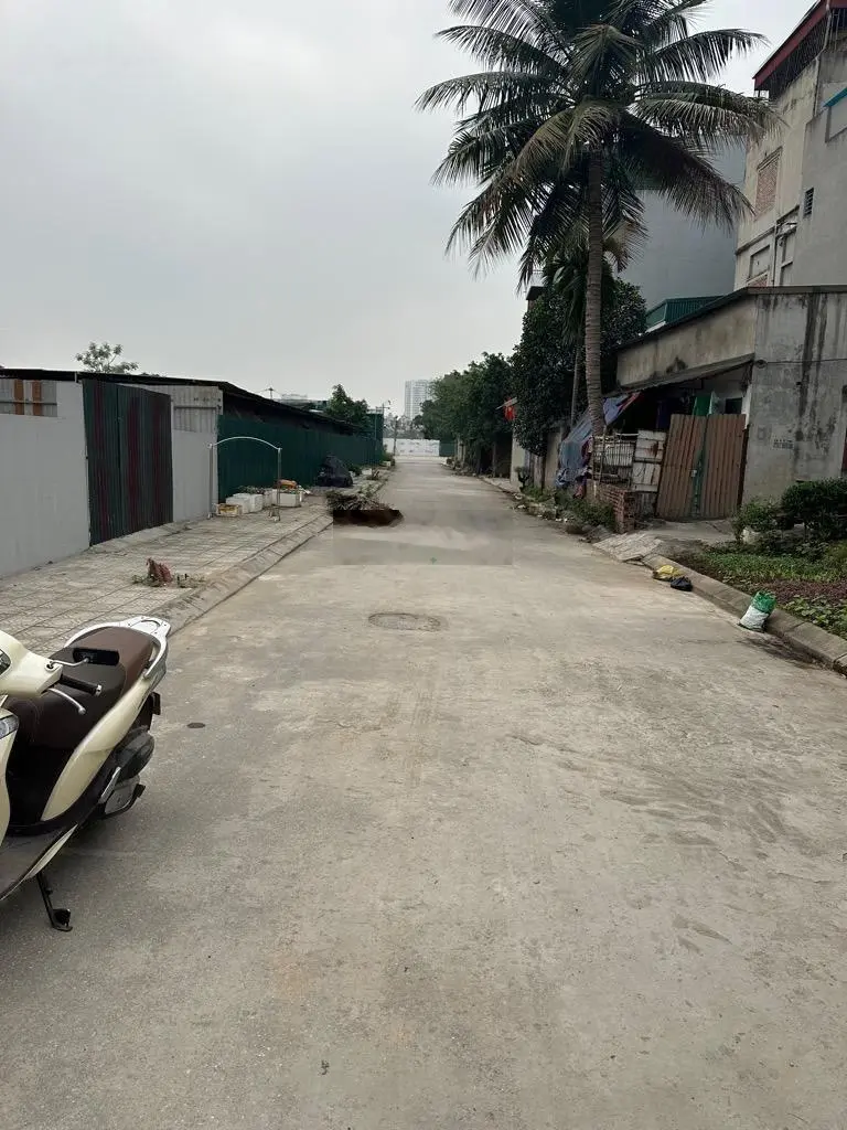 Hiếm - đất Ngọc Thụy - phân lô, 2 mặt ngõ tiền hậu đều ô tô tránh, kinh doanh dòng tiền