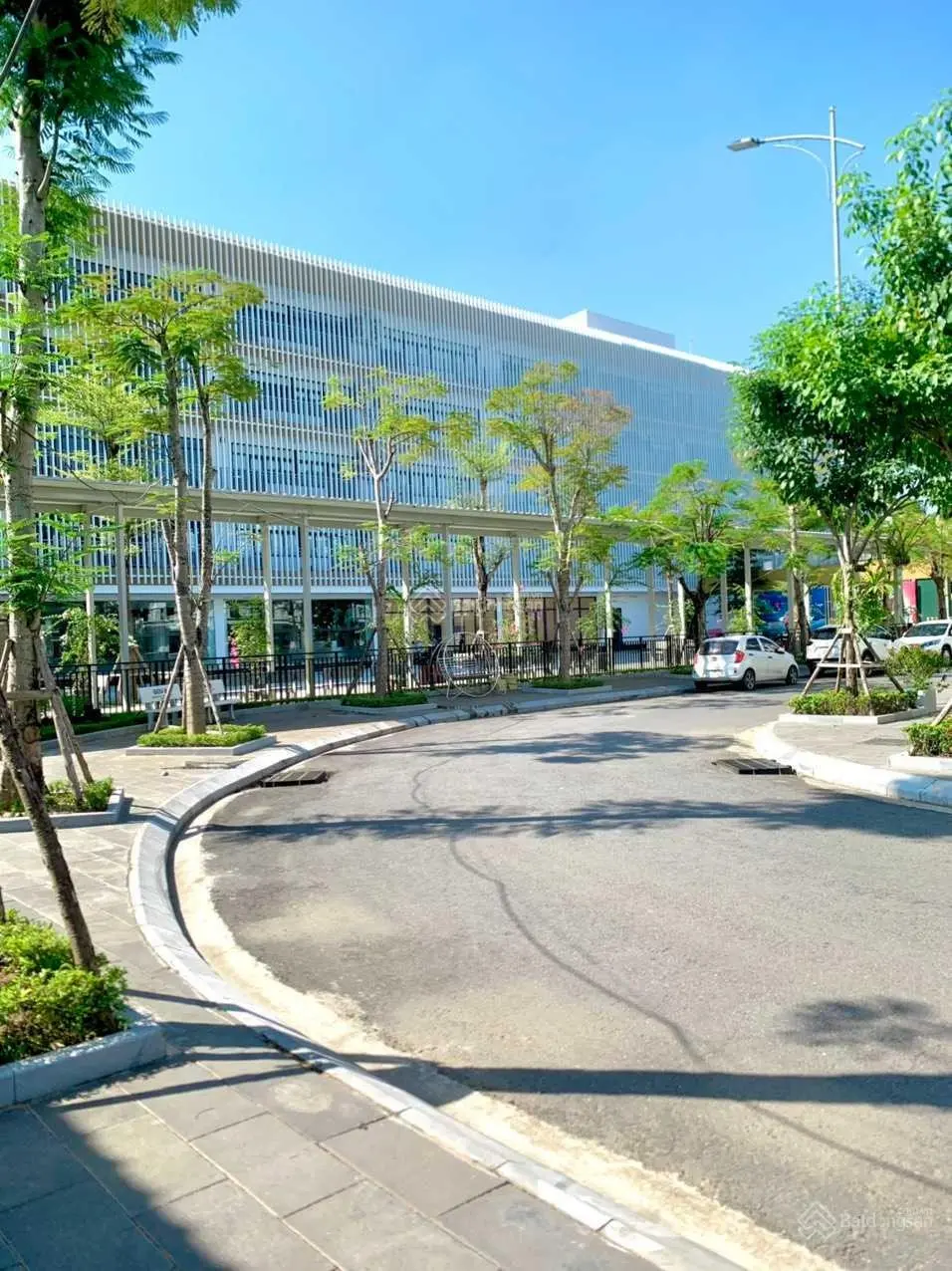Ra mắt quỹ căn chuyển nhượng 20 căn shophouse và liền kề siêu đẹp tại Crown Villas