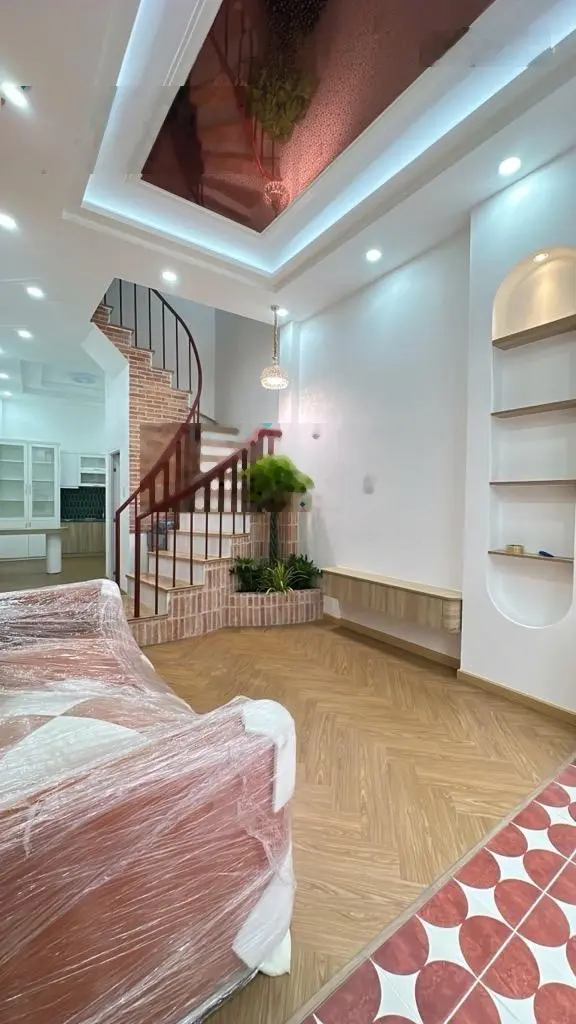 Nhà mới bốc seal hẻm vip Khánh Hội - 4 tầng - 40m2 - KDC hiện hữu - chỉ 6tỷ750 thương lượng ngay