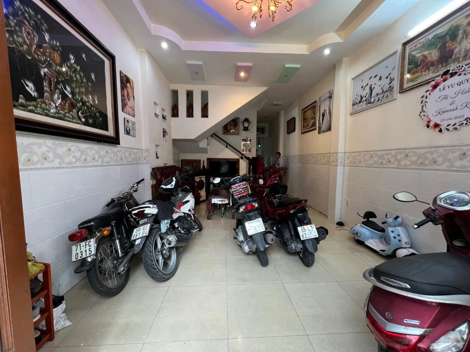 Bán nhà 1 trệt 3 lầu mặt tiền đường số 3