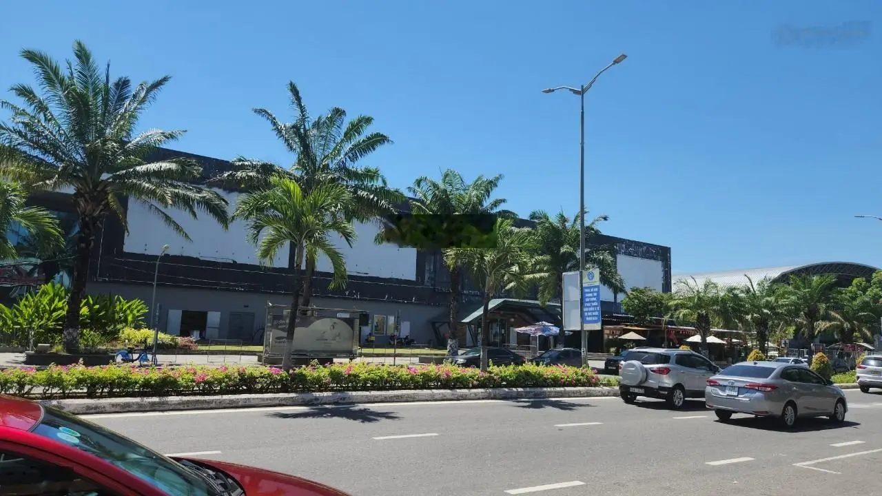 CC bán đất 2 mặt tiền 6190m2 đường 33m Nguyễn Hữu Thọ, Đà Nẵng xây dựng cao tầng. Giá 55 tr/m2