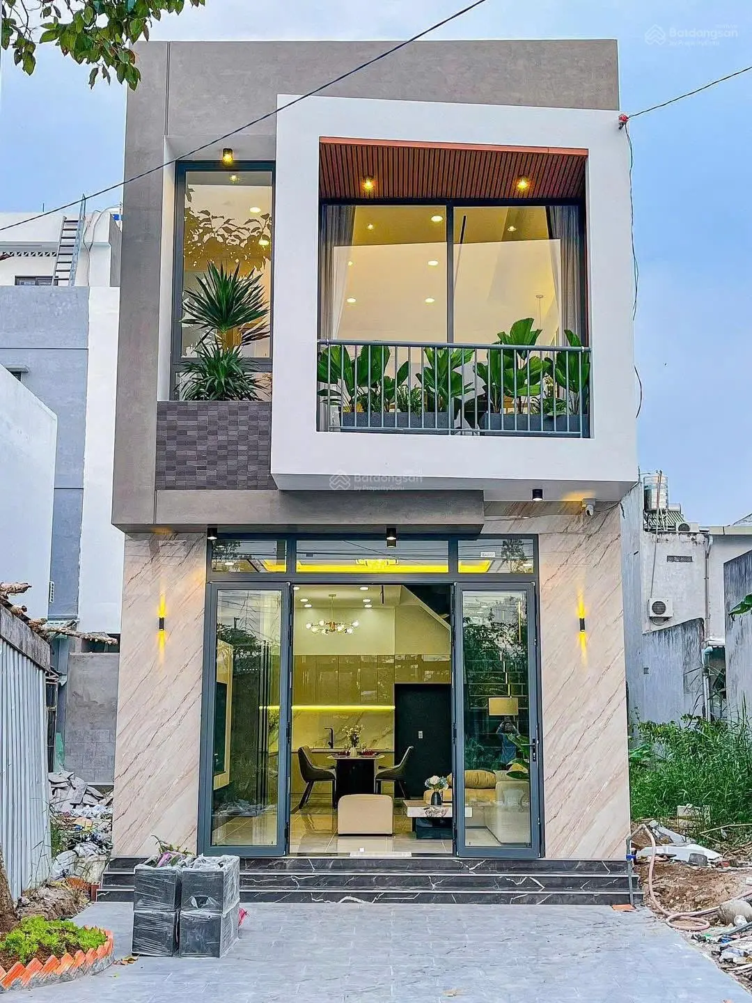 Cần bán nhà 1 trệt 1 lầu Thủ Dầu Một, Bình Dương