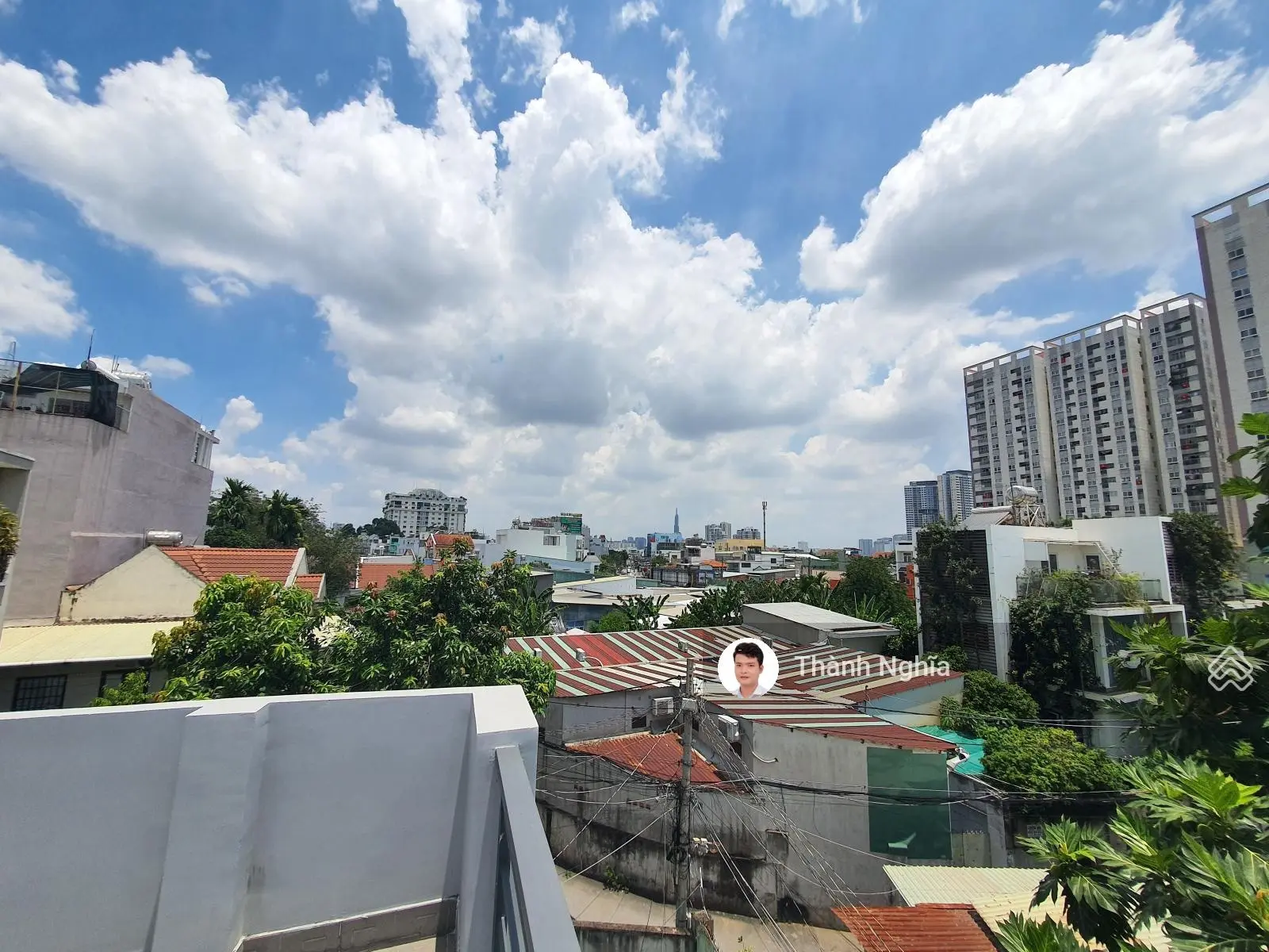 Hiếm! Nhà đẹp 3 tầng 77m2 4PN, 3WC cách Nguyễn Duy Trinh 50m, hẻm xe hơi lướt nhà