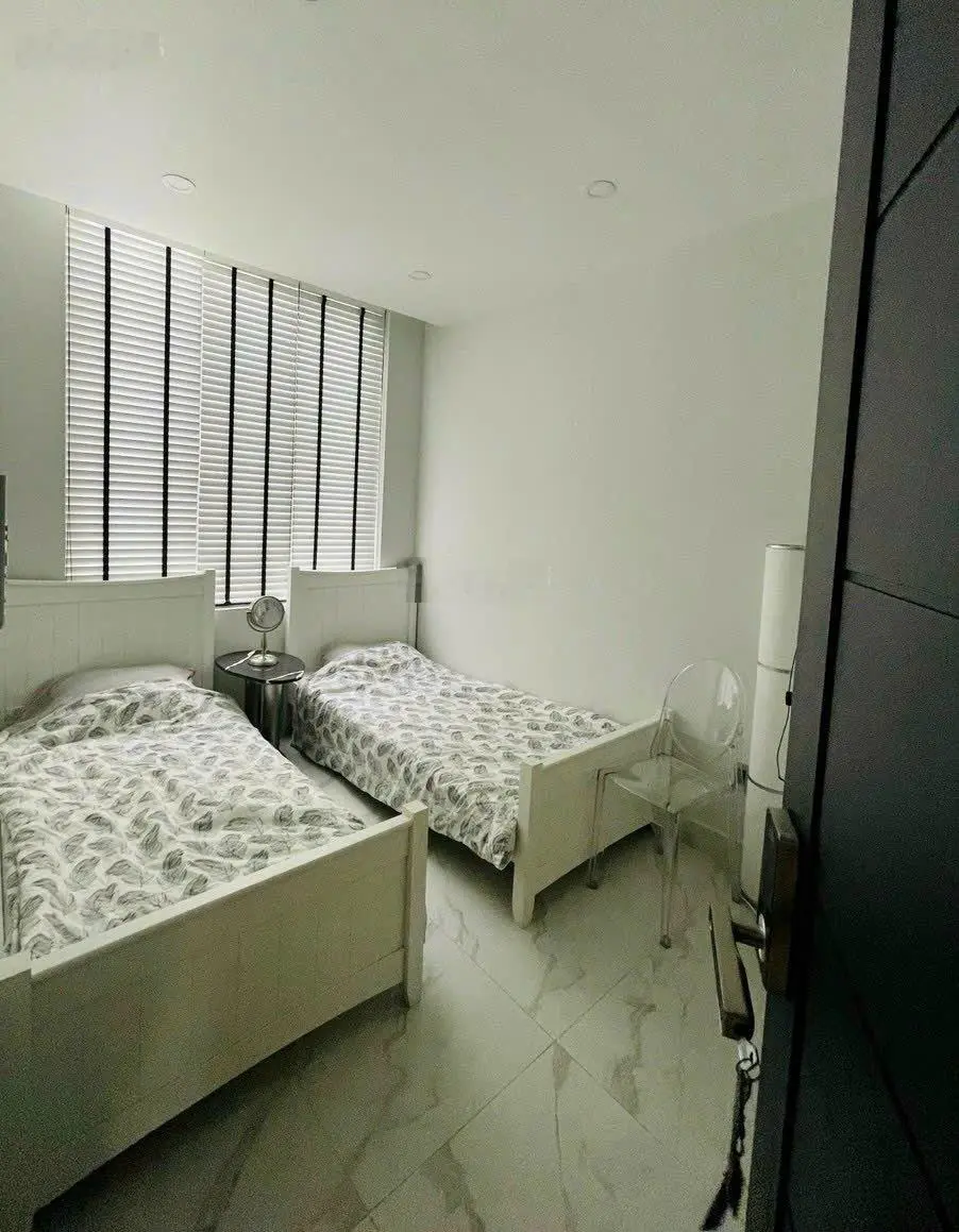 Nhà đẹp full nội thất nhập khẩu Châu Âu, giá 13,5 tỷ vào ở ngay (hình thật) - LH: 0902781375