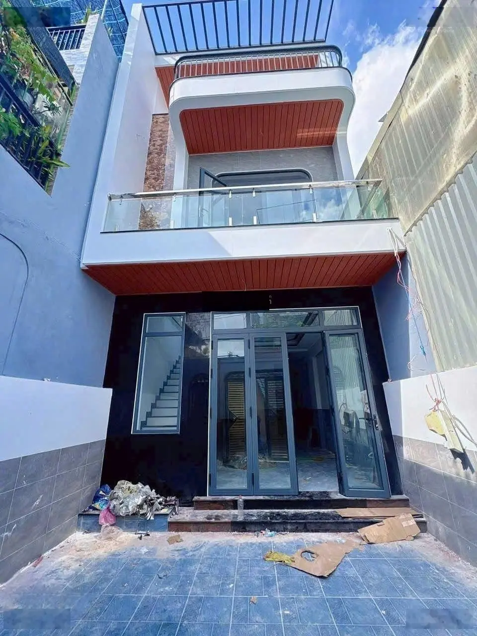 Nhà phố gần chợ Xóm Vắng phường Dĩ An TP Dĩ An