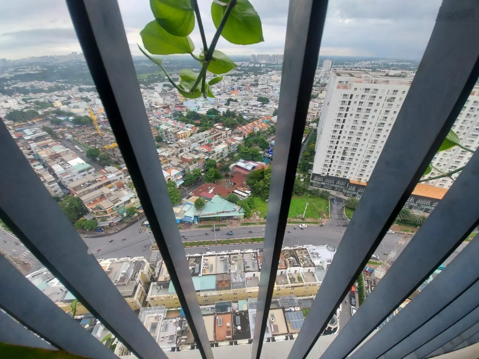 Giá 3,5 tỷ căn Pegasuite 75m2 2PN 2WC - nhà mới đẹp, view thoáng mát - hỗ trợ vay ngân hàng