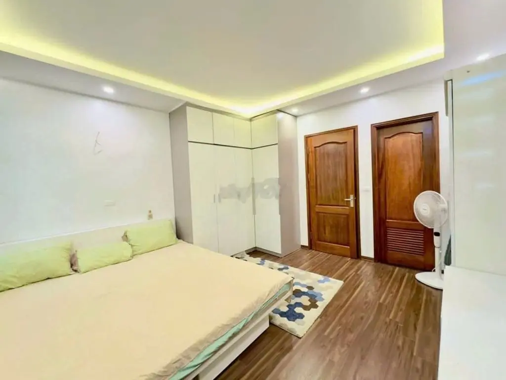 Siêu hiếm, bán nhà hồ tùng mậu, ngõ nông,gần ô tô,5 tầng,32m, 6.5 tỷ