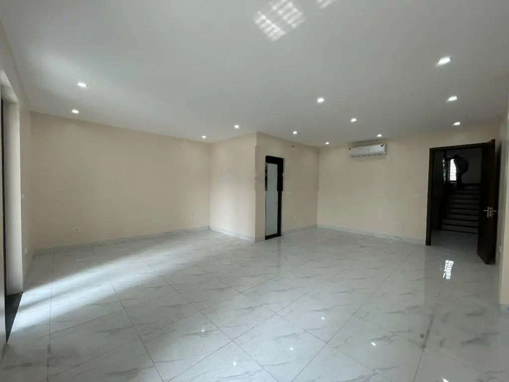 Bán biệt thự tại Rose Town, 26 tỷ, 123m2, 7PN + 6WC + 5 tầng, giá ưu đãi