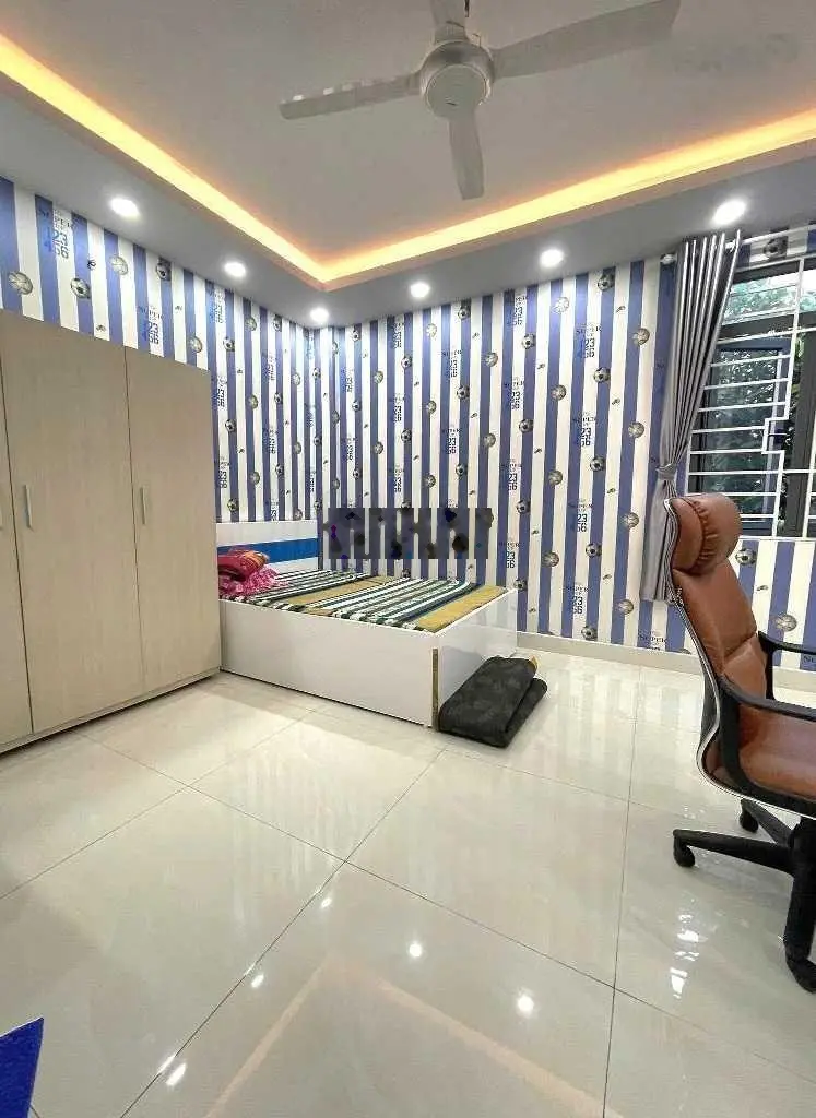 Mặt tiền kinh doanh khu Tên Lửa Bình Tân - Ngay chợ - 4 tầng 5x18m - Nhỉnh 16 tỷ