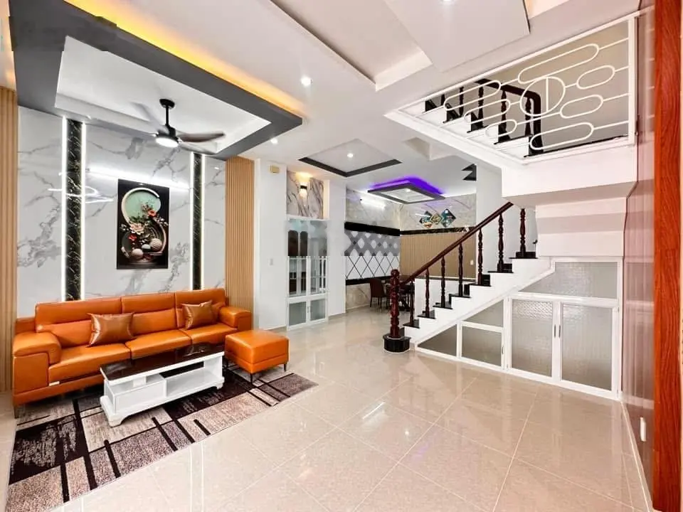 Chủ cần bán nhà 1 lầu Thạnh Xuân 38 gần cao đẳng Điện Lực - hẻm xe hơi chỉ hơn 4 tỷ