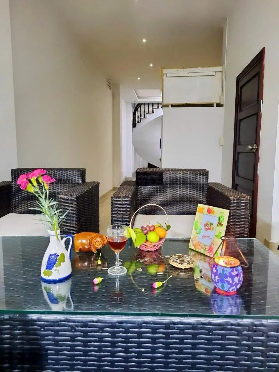 Bán nhà hẻm oto 7m Đặng Tất , cách biển chỉ vài trăm mét