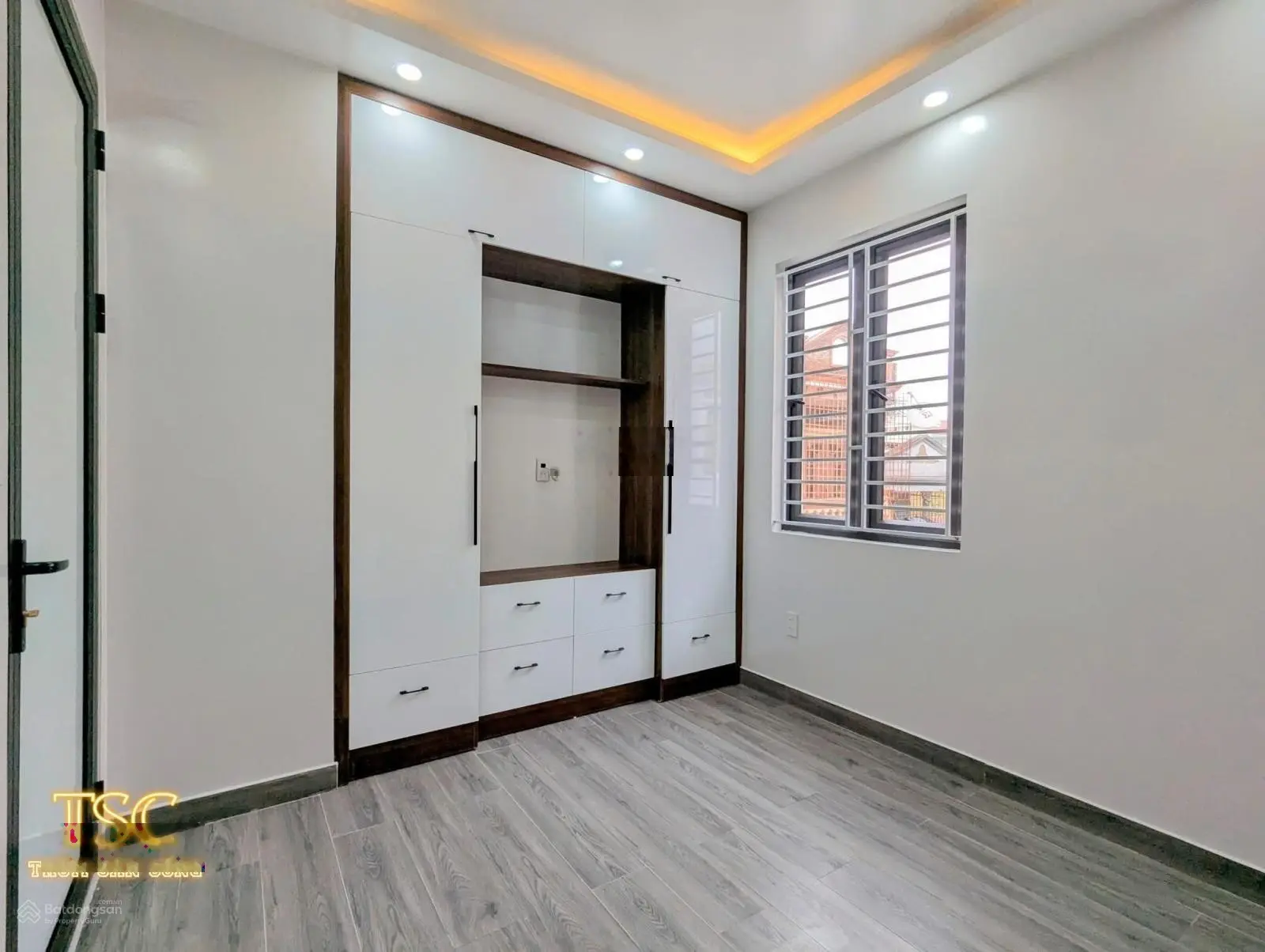 Siêu phẩm đẹp như Villa phố Trần Nguyên Hãn 66m2 ngõ đẹp 4,8 tỷ