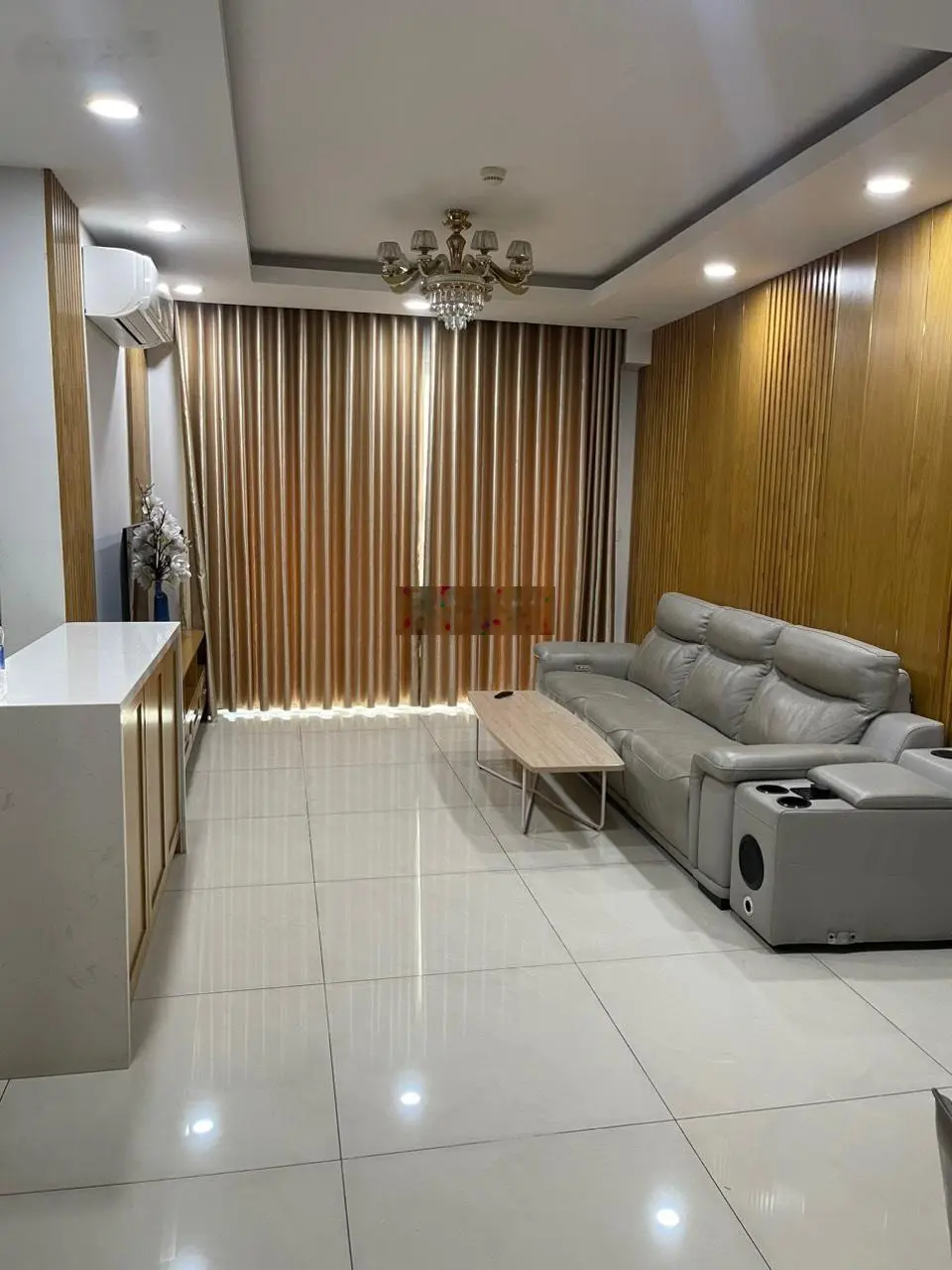 Chuyển chỗ ở bán nhanh Emerald 3PN-2WC (104,3m2) Full nội thất, hướng đón gió chỉ 4,8 Tỷ