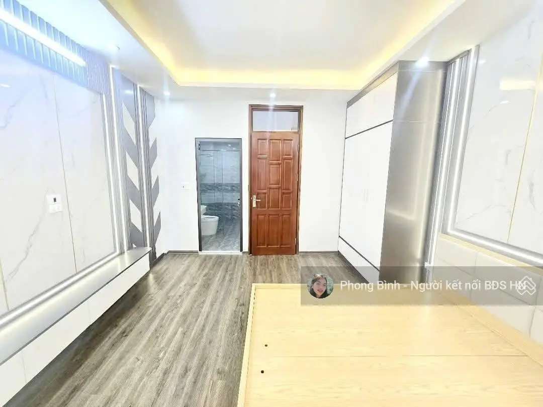 Siêu phẩm nhà đẹp Hồ Đền Lừ - Hoàng Mai, gần Louis City diện tích 30m2 chỉ nhỉnh 7 tỷ sở hữu ngay.
