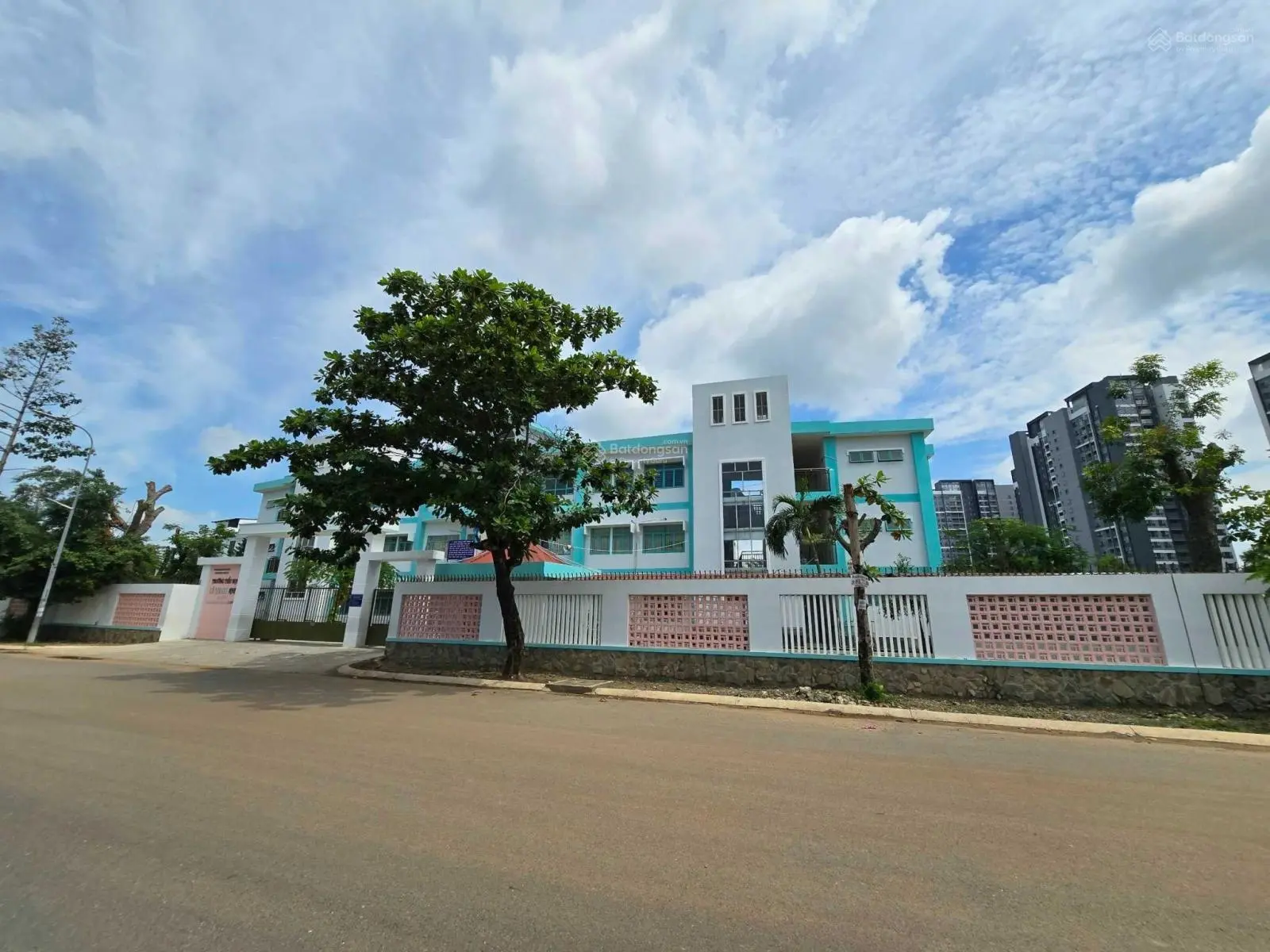 Chuyên bán đất dự án Thái Sơn 1, bên em còn mấy nền giá thanh lý cho QK đầu tư hoặc để giứ Của