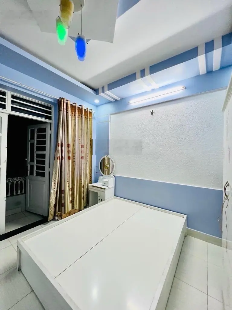 Hàng độc HXH tại đường Huỳnh Văn Nghệ, 6,55 tỷ, 56m2, 4PN + 4 WC, Gò Vấp