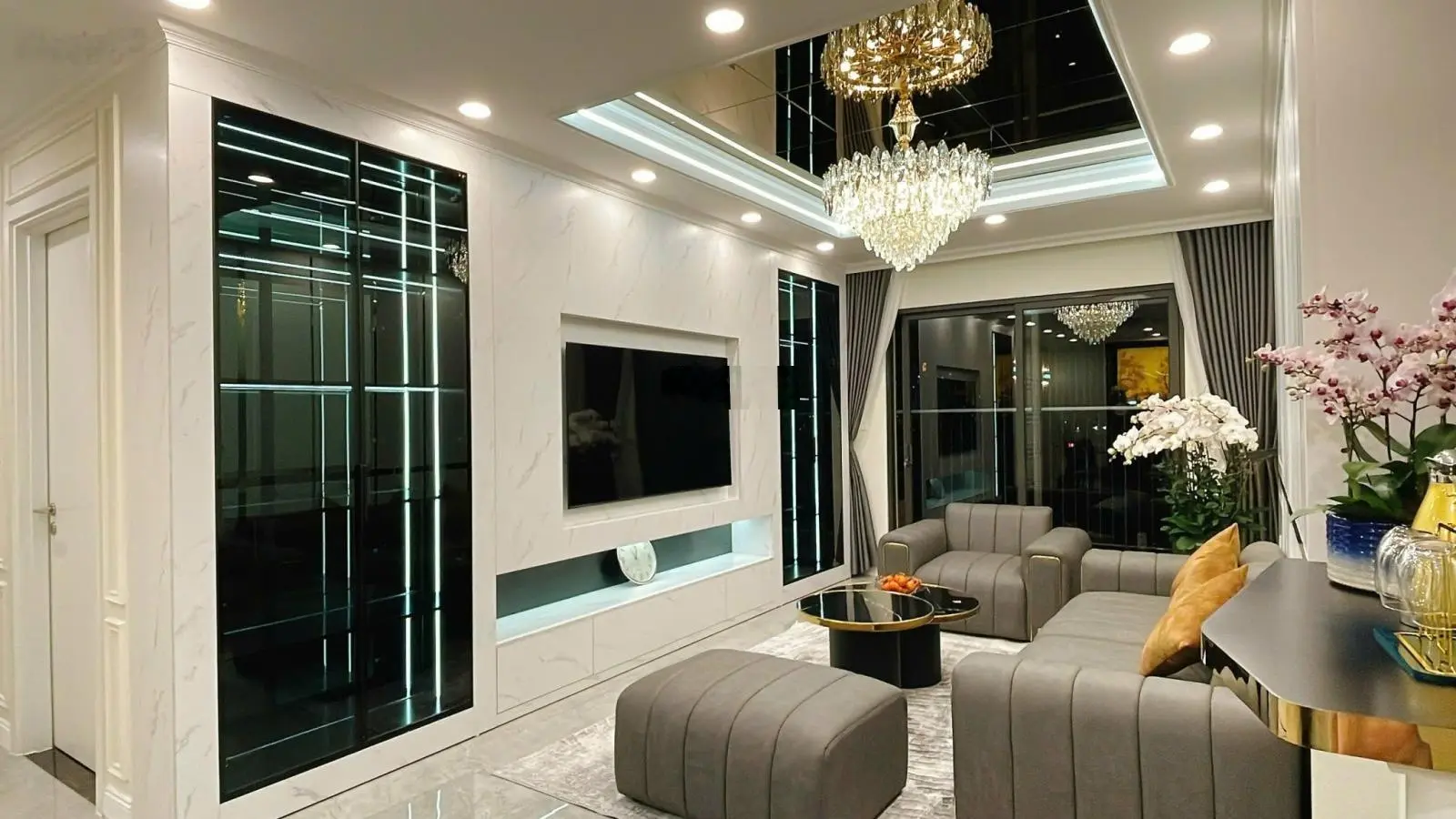 Chính chủ cần bán gấp căn hộ 3PN, Kosmo Tây Hồ