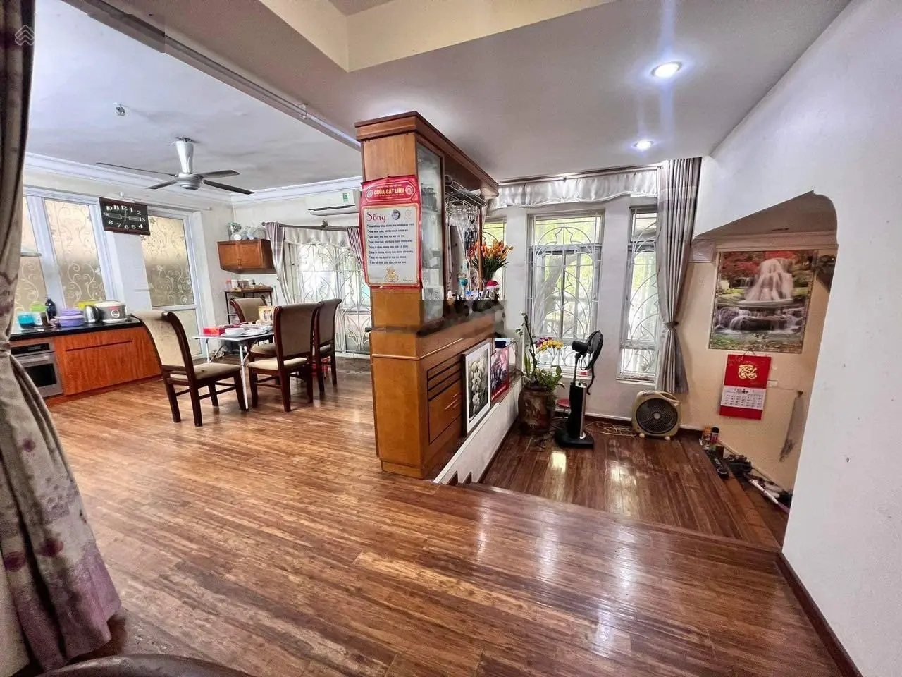 Giảm chào 500tr ! Phân lô Trần Quốc Hoàn! Ô tô tránh, nhà mới, ở ngay, gara, văn phòng, 62m2*5T