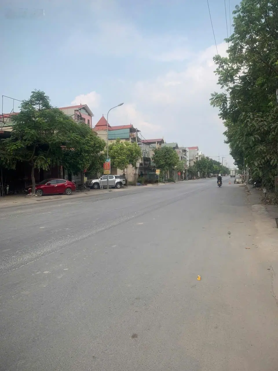 Dương Đức Hiền,Gia Lâm,mặt đường,vỉa hè, đông sinh viên, kinh doanh bất chấp,94m2, MT5m, nhỉnh 7tỷ