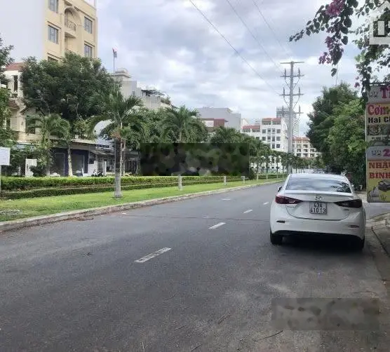 Bán nhà 2 tầng đường (28m) An Dương Vương, Mỹ An, Ngũ Hành Sơn. DT 100m2 giá 7 tỷ 5