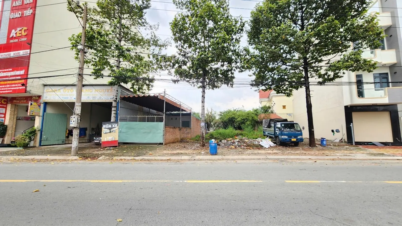 Đất Mặt Tiền Kinh Doanh Sầm Uất, Gần Chợ Dĩ An 1